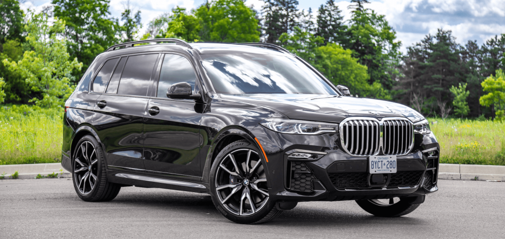 Автомобиль BMW X7 2019
